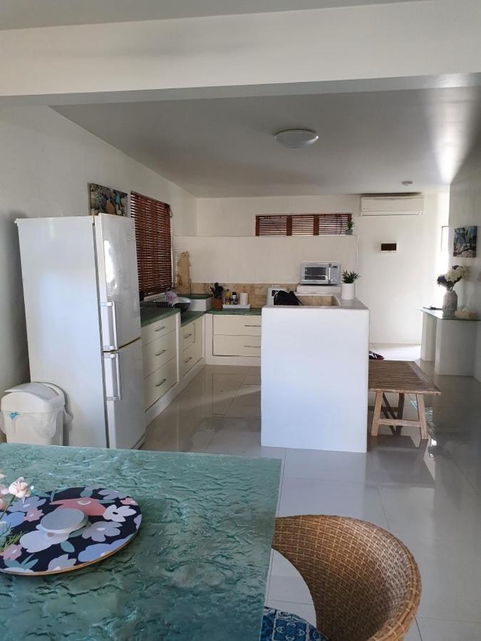 Beachside Apartment 1 With Plunge Pool 道格拉斯港 外观 照片
