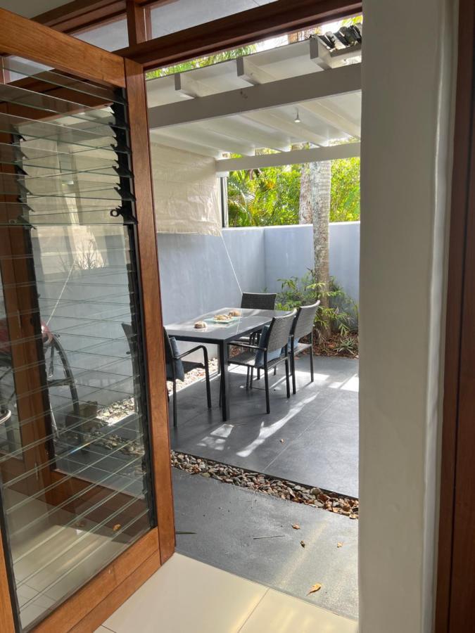 Beachside Apartment 1 With Plunge Pool 道格拉斯港 外观 照片